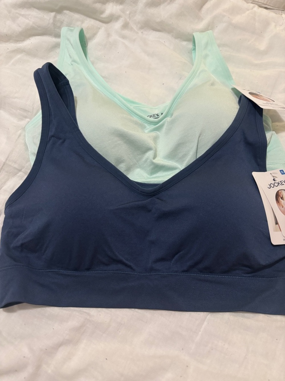 NWT Jockey Seamless BraS in Navy & Mint